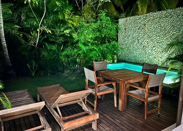 Villa Privada En Naio Palomino