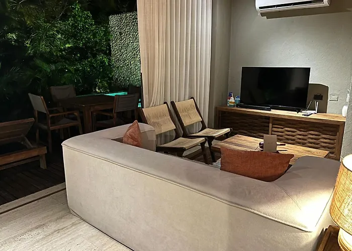 Villa Privada En Naio Palomino