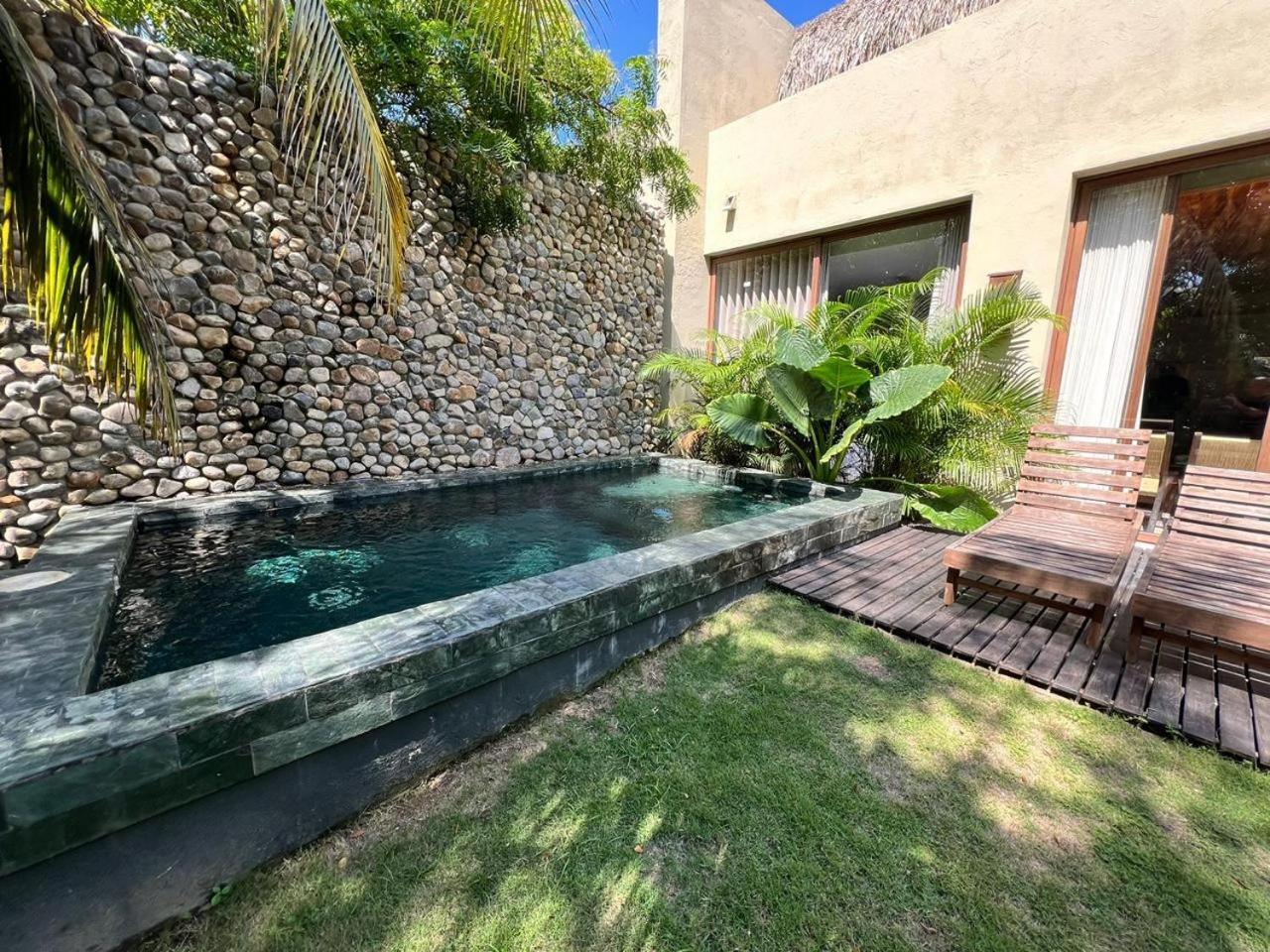 Privada En Naio Villa *