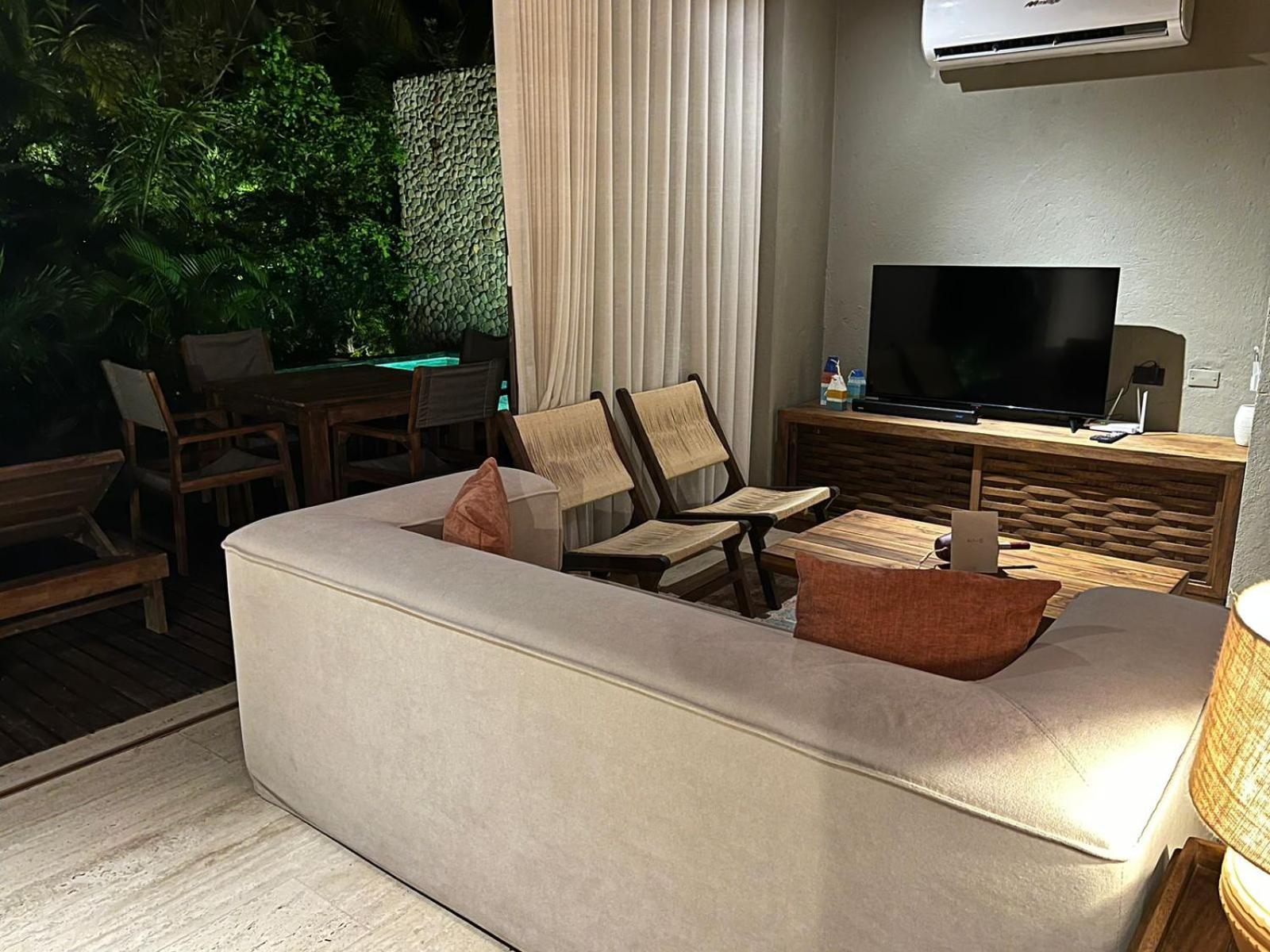 Privada En Naio Villa *
