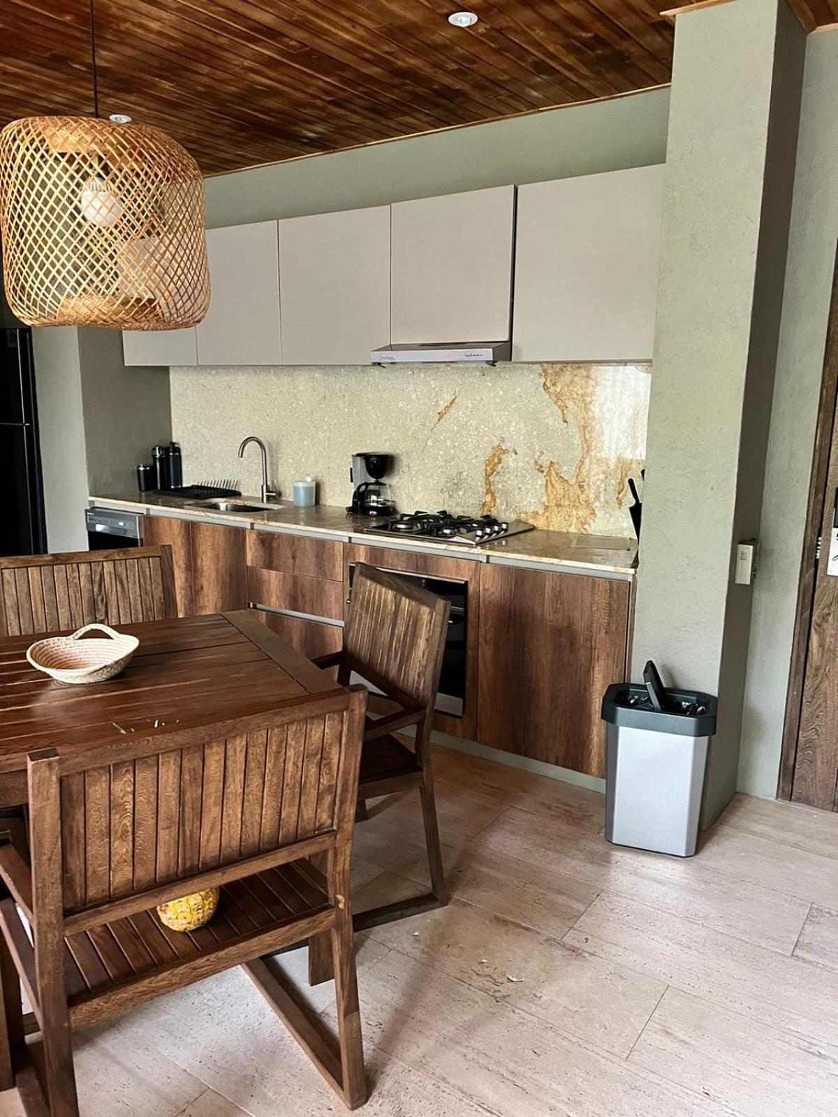 Villa Privada En Naio